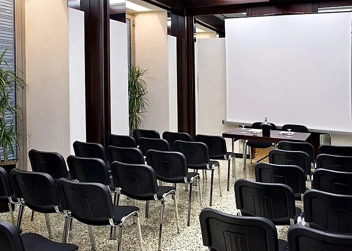 Genova Otel Roma