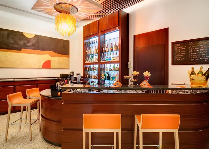 Genova Otel 4*