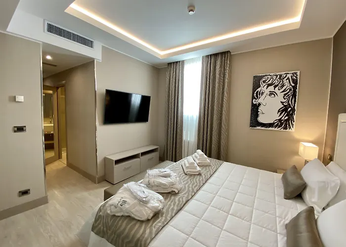 Genova Otel Roma