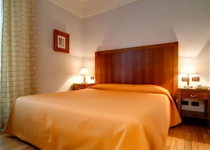 Otel Genova